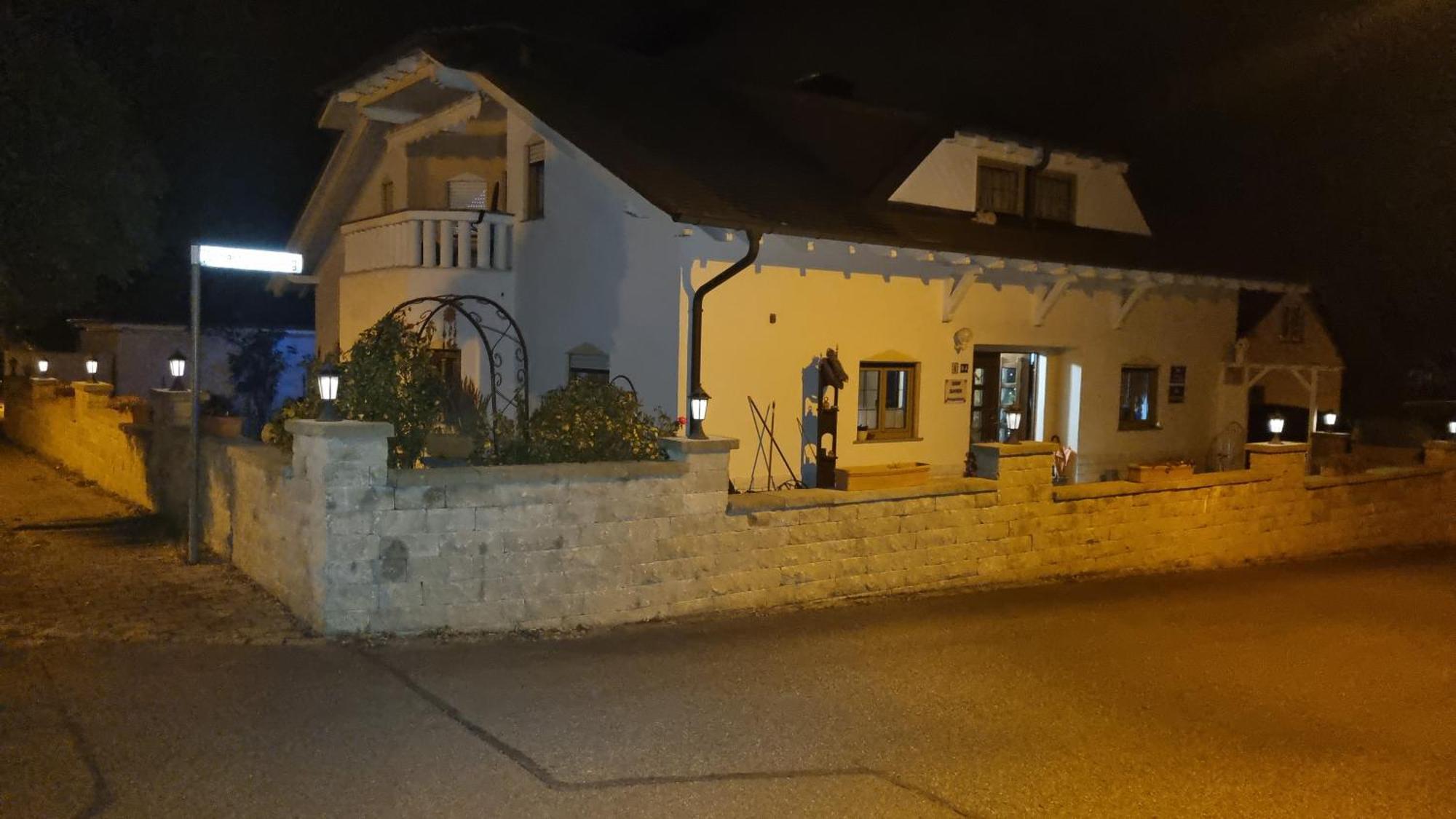 Moderne Landwohnung - Pension - Top Lage 고트마딩겐 외부 사진
